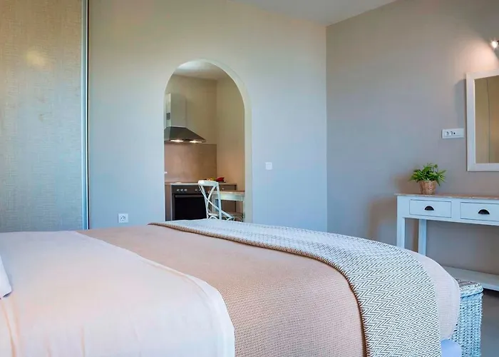 Beachfront Suites Lourdas Lejlighedshotel 2*